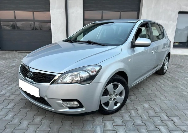 Kia Ceed cena 17900 przebieg: 172156, rok produkcji 2009 z Łuków małe 92